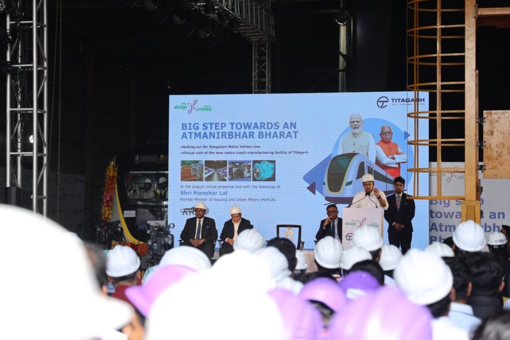 Titagarh Delivers First Train Set For Bangalore Metro Yellow Line 2 GgmI9Bja0AA6k98