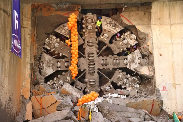 TBM Breakthrough at Vasant Kunj Station of Delhi Metro's Golden Line