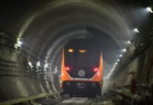 Kanpur Metro: CMRS approves Moti Jheel – Kanpur Central Stretch of Line 1 for Operations CMRS approval for the extension of passenger service on the 7km Moti Jheel to Kanpur Central Station stretch of Line 1.