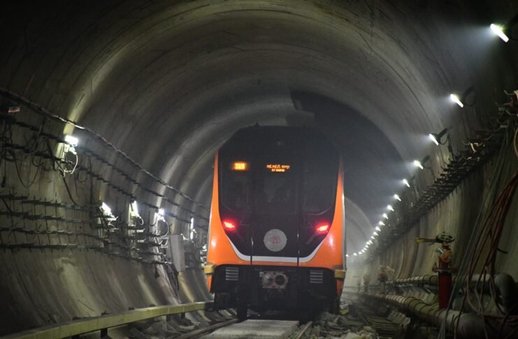 CMRS approval for the extension of passenger service on the 7km Moti Jheel to Kanpur Central Station stretch of Line 1.