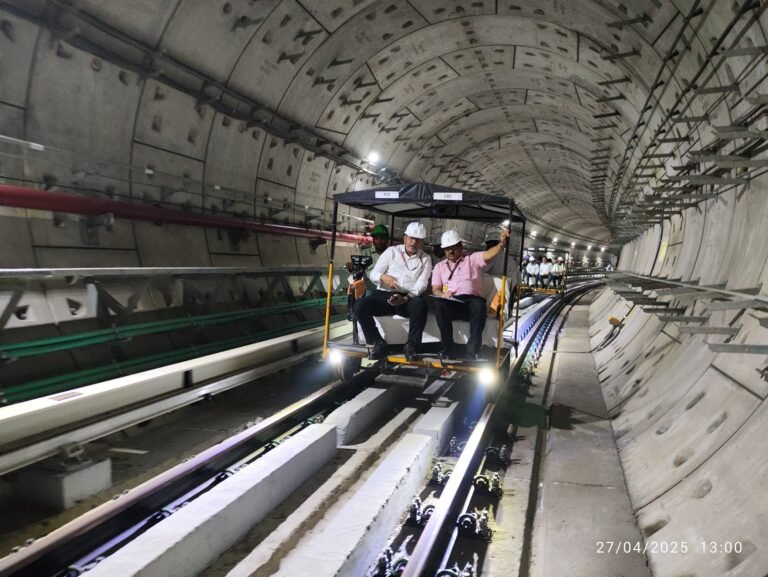 Kolkata Metro: CRS Inspects Sealdah-Esplanade stretch of the Green line