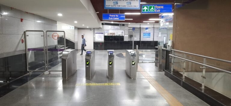 Streamlining Metro Travel: The Role of Automatic Fare Collection and Smart Ticketing Systems