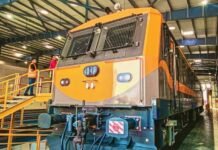 Shri Narendra Modi Inaugurates 9,000 hp Made in India Locomotive 9,000 hp Made in India locomotive