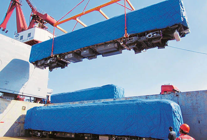 Gurugram Metro: Streamlining Urban Mobility in the Millennium City 4 metro coaches 660 091312104950