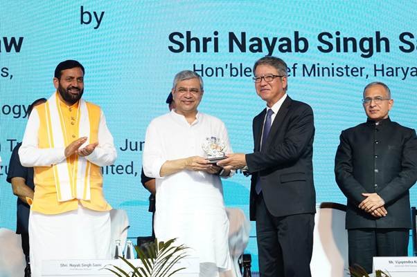 Shri Ashwini Vaishnaw Unveils India’s Largest Automobile Gati Shakti Cargo Terminal 1 image0010OYL