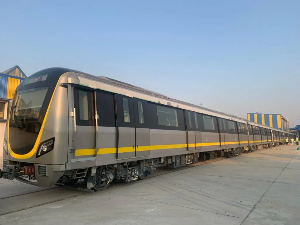 Bangalore Metro: Assessing the Progress of India’s 2nd Largest Urban Rail Network 7 GGx8l6YWQAAwBd8 1 1
