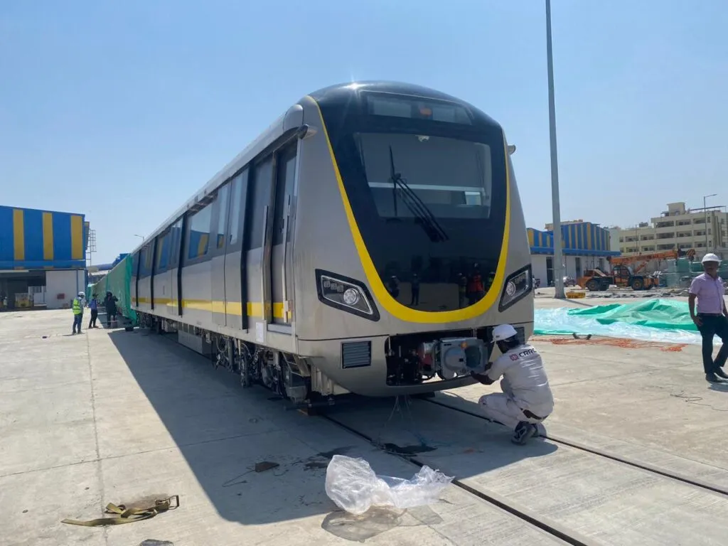 Bangalore Metro: Assessing the Progress of India’s 2nd Largest Urban Rail Network 10 GGxEv4hbsAAB5lI 1 1 1