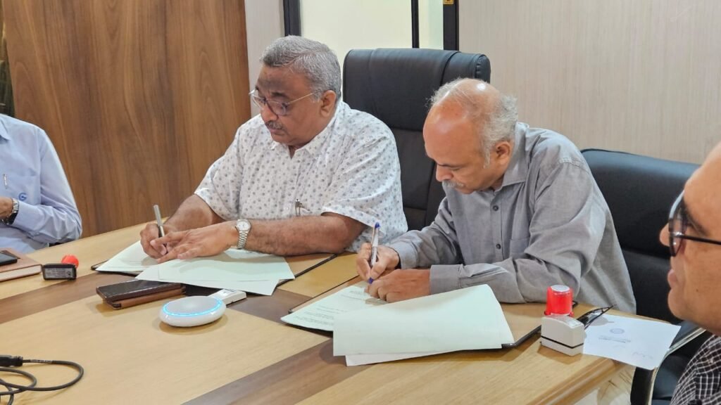 DMRC & CMRL Ink Agreement for O&M work of 3 Corridors of Chennai Metro 3 Gu2i3sgXQAA6Xfp 1