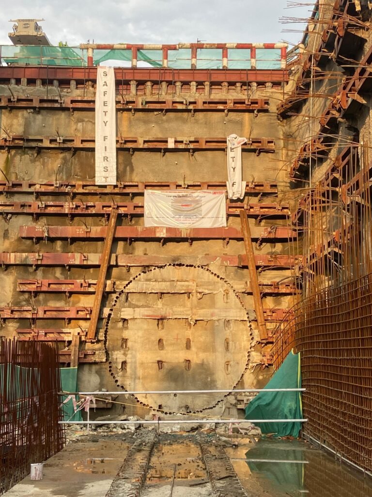 Delhi Metro Phase 4: TBM Disha Achieves Breakthrough on Golden Line 1 Gv6ARADWcAA3ds4
