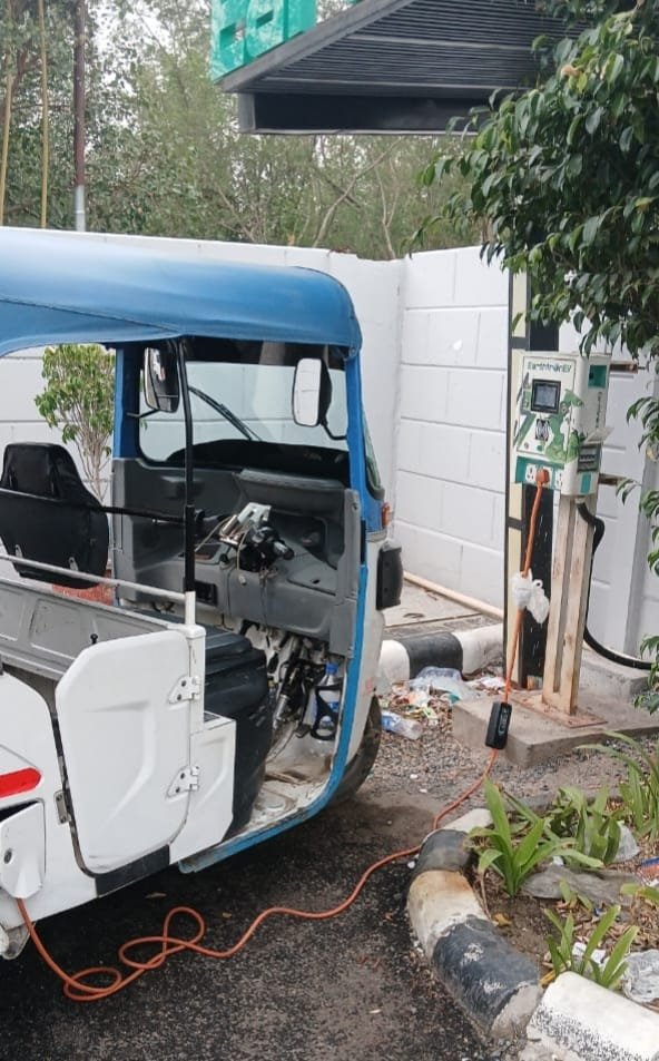 E-Vehicle Charging Facility Installed at Guldhar and Duhai RRTS Stations 1 PHOTO 2025 07 02 11 24 11 1