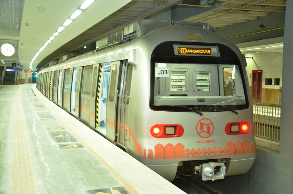 Jaipur Metro: Enabling the Pink City’s Transition to a Smart City 3 slider01 april 2016 2 1