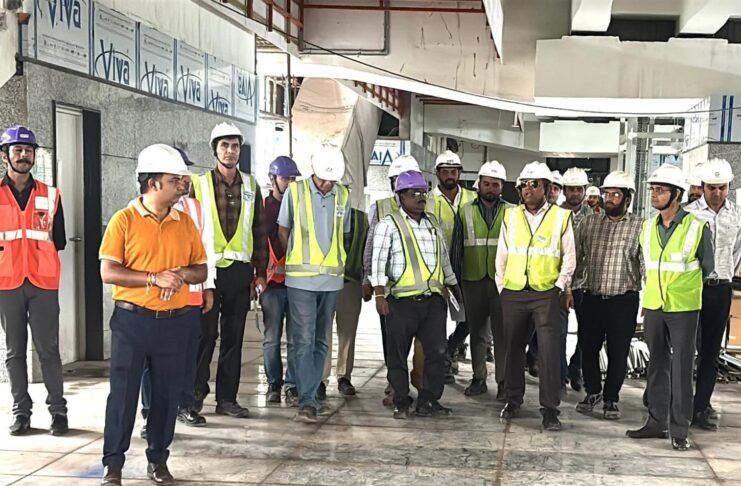 Bhopal Metro: MPMRCL MD Inspects AIIMS -  D.R.M Section of Orange Line