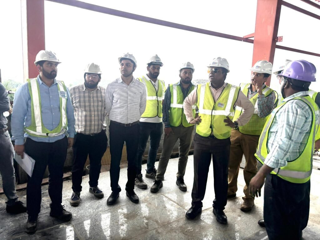 Bhopal Metro: MPMRCL MD Inspects AIIMS-D.R.M Section of Orange Line 1 GxW9Hn XsAE6cqh