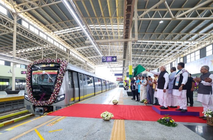 PM Modi Inaugurates Bangalore Metro’s Yellow Line 