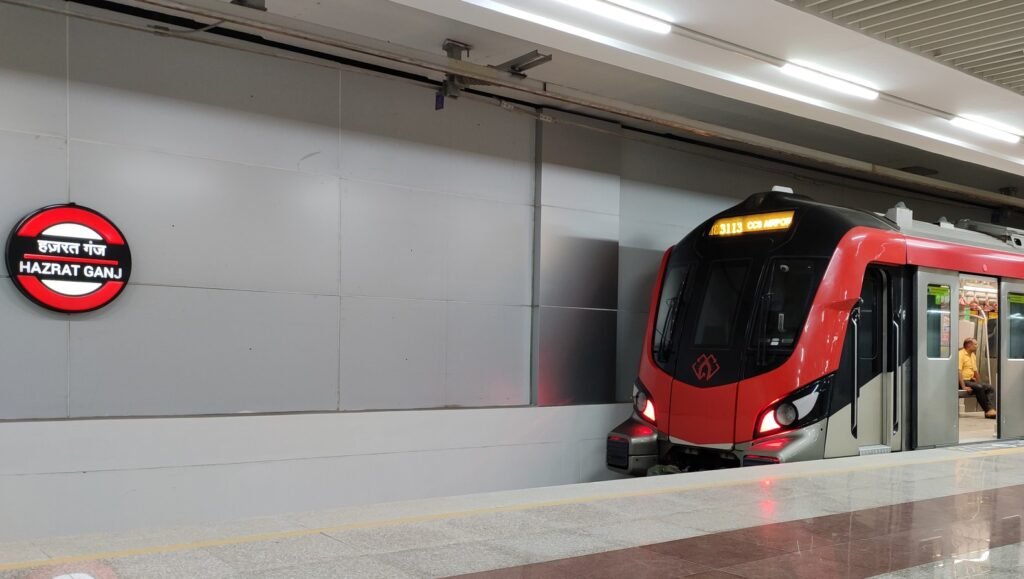 Lucknow Metro: Transforming Urban Mobility in the Cultural Heart of Uttar Pradesh 1 Hazrat Ganj metro station