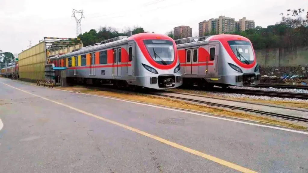 Navi Mumbai Metro: Accelerating Urban Mobility with Smart Infrastructure 2 Navi Mumbai Metro d