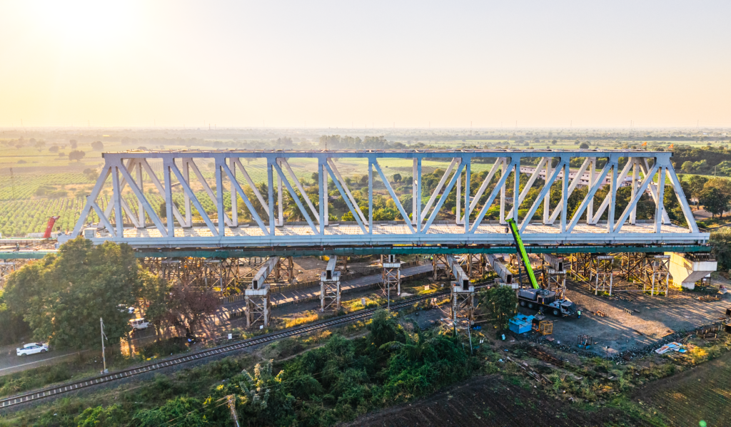 130m Span Launched over National Highway-64 in Gujarat for Bullet Train Project 2 130 m span of a 230 m long steel bridge launched over NH 64 Indian Railway tracks for Bullet Train Project 03 0