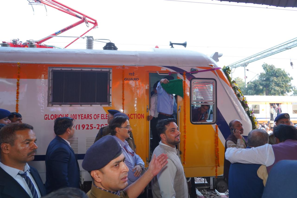 Railway Minister Launches 2 New MEMU Services Between Delhi and Shamli 2 image 1