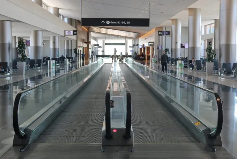 Direct travelator link between Ghaziabad RRTS Station & Shaheed Sthal Delhi Metro Station