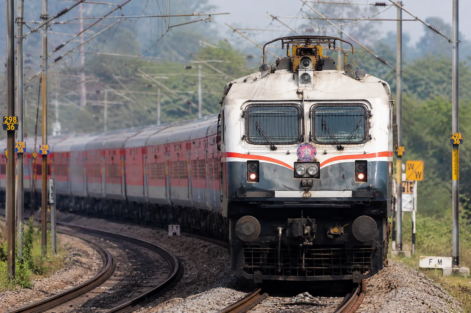 Indian Railways completes land acquisition for Manikpur-Iradatganj third line on Prayagraj-Mumbai route 