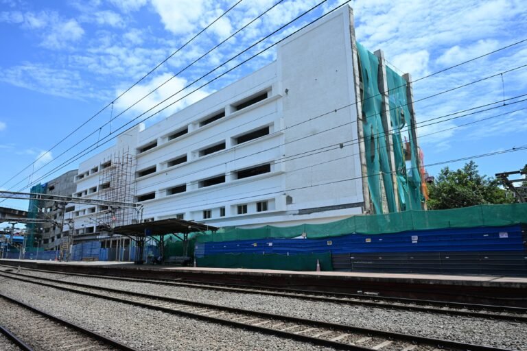 Southern Railway invited bids for Re-development of Ernakulam Town Station Southern Railway invited bids for Re-development of Ernakulam Town Station