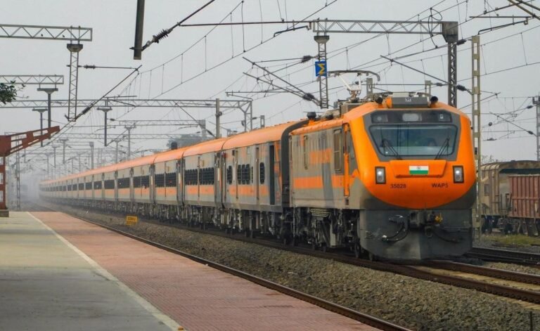 New Amrit Bharat Express to Connect Jharkhand, Madhya Pradesh, Maharashtra, Telangana, Andhra Pradesh & Tamil Nadu New Amrit Bharat Express to Connect Jharkhand, Madhya Pradesh, Maharashtra, Telangana, Andhra Pradesh & Tamil Nadu