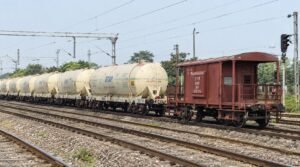 Texmaco Rail Bags ₹27.82 Cr Order from Hindalco for BTAP Rake & Brake Van