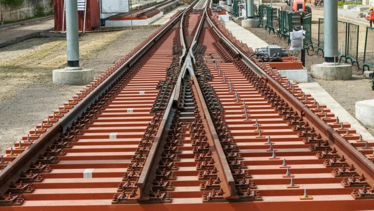 Mumbai-Ahmedabad Bullet Train Corridor to Use Movable Crossings for 320 km/h Operation